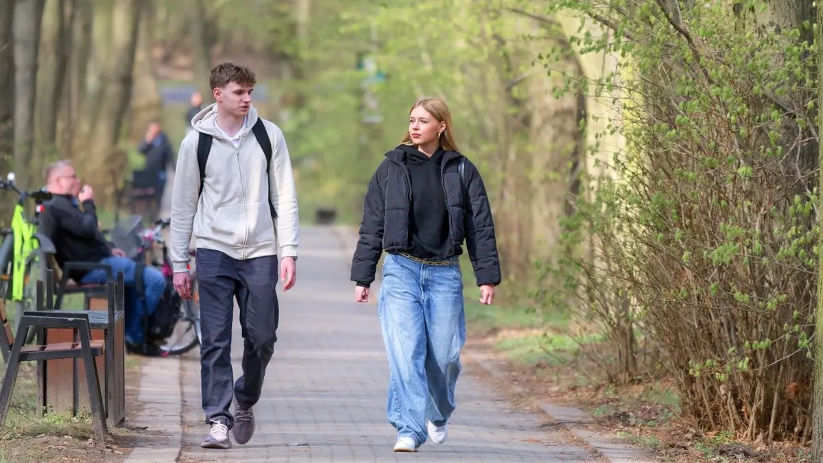 center parcs research people walking outside post